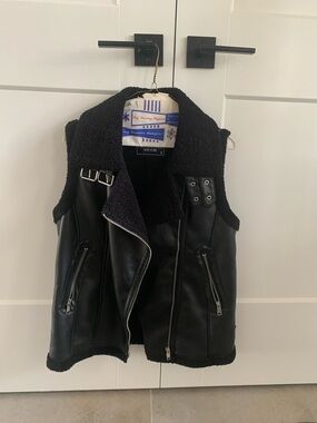MARK ALLEN Faux Leather Sherpa Lined Vest